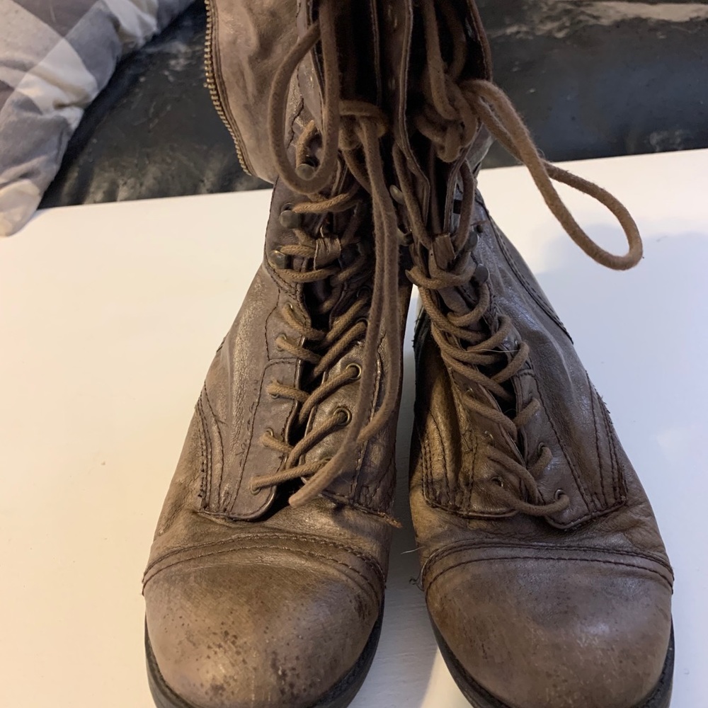 Steve Madden boots